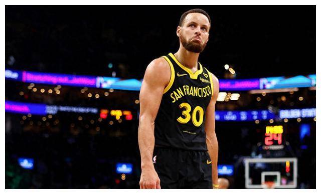 九游（中国）-塔图姆在瑞士队比赛中出色防守，重要助攻引发热议！再创辉煌时刻-九游（中国）