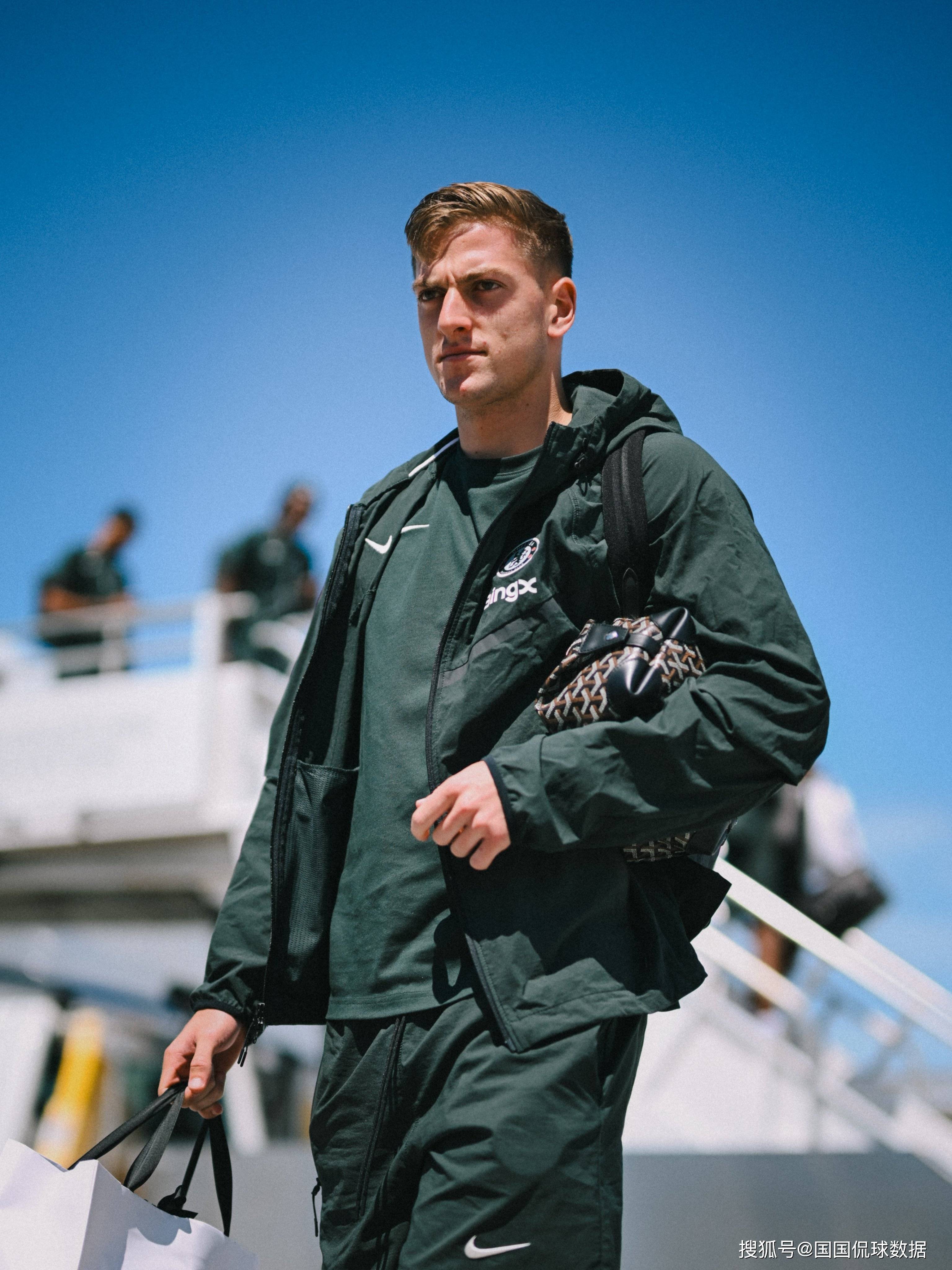 九游（中国）-国际比赛日体能课后；本菲卡迎来里程碑备战NBA总决赛；底气十足；阵容厚度经受考验的简单介绍-九游（中国）